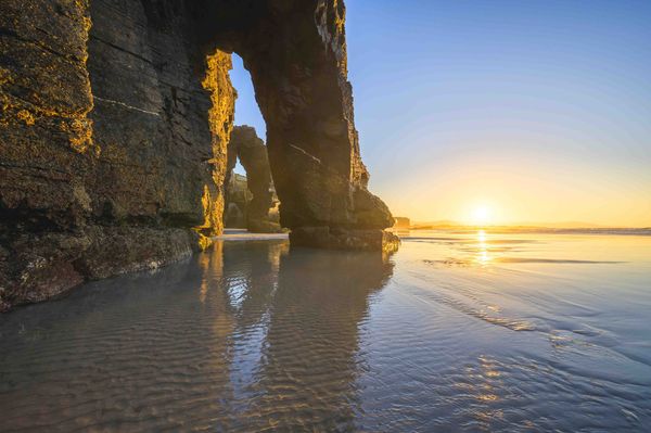 Cliff formations on Cathedral Beach,Playa de las Catedrales, Ribadeo, Galicia, Spain.jpg